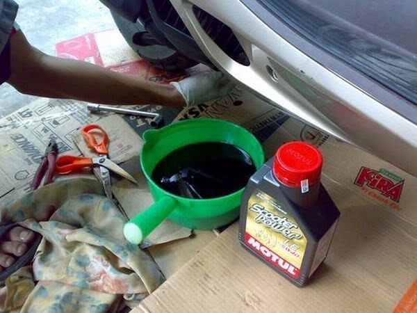 Hướng dẫn thay nhớt xe pcx 125 - 7