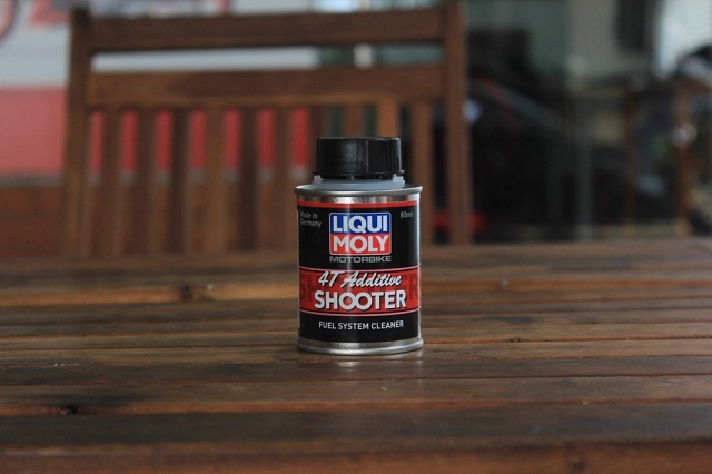 Vệ sinh buồng đốt liqui moly 4t additive shooter - 1