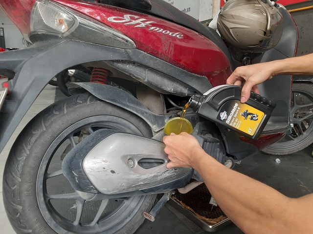 Tổng hợp dầu nhớt giảm hao xăng cho xe tay ga honda sh mode - 6