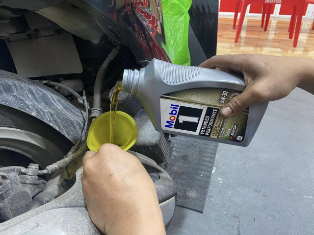 Top nhớt tổng hợp cho honda vision bán chạy nhất năm 2023 - 16