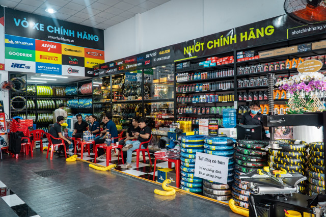 Tổng hợp các loại nhớt cho xe vespa tốt nhất hiện nay - 10