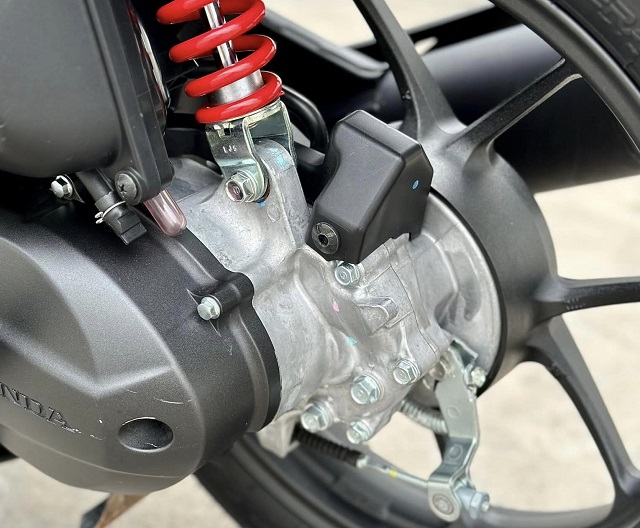 Nhớt láp xe beat 110 đi bao lâu thì nên thay mới - 2