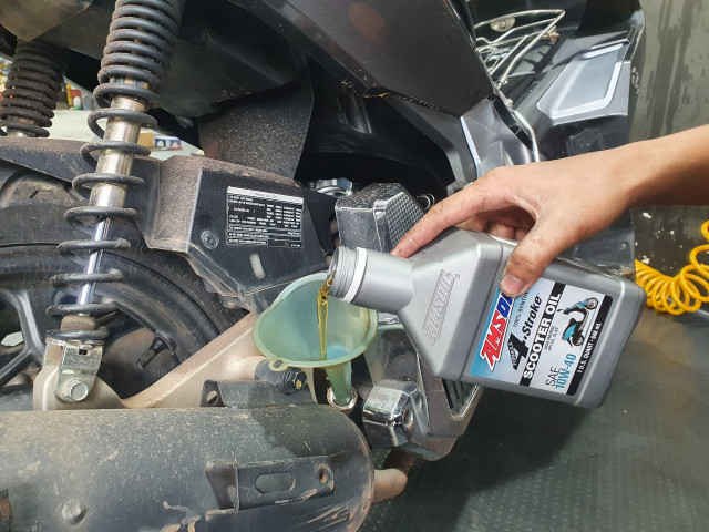 Chọn mua nhớt cho xe air blade 160 nên thay loại nào tốt nhất - 7