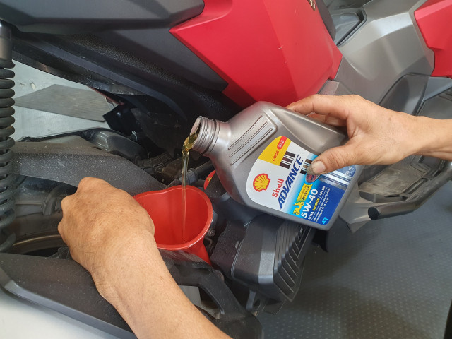Cuối năm thay nhớt gì tốt cho pcx để chuẩn bị về quê đón tết - 3