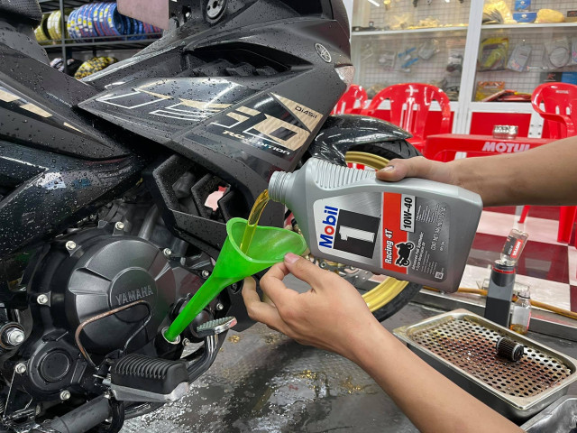 Các loại nhớt mobil tổng hợp 100 tốt nhất cho xe số xe côn tay - 3
