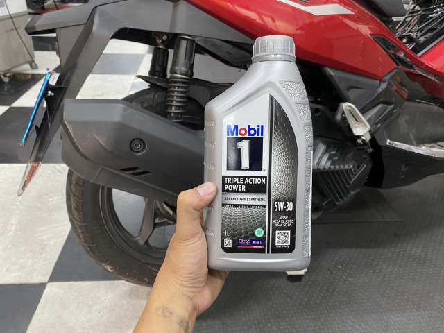 Xe tay ga nên chọn nhớt nào để giảm hao xăng và bền máy - 3