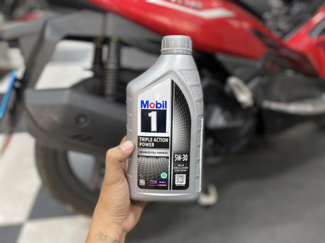Xe yamaha lexi 155 thay nhớt bao nhiêu lít - 4