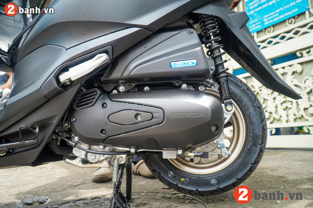 Xe honda lead 2026 thay nhớt bao nhiêu lít - 2