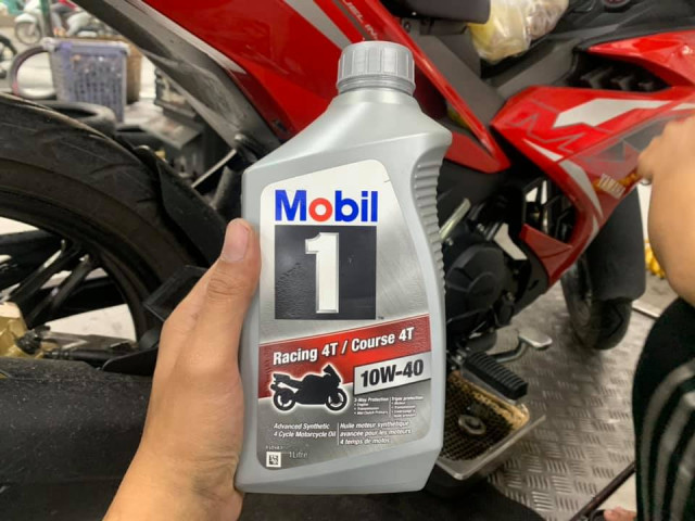 Dung tích nhớt xe suzuki satria bao nhiêu nên thay loại nào tốt - 12