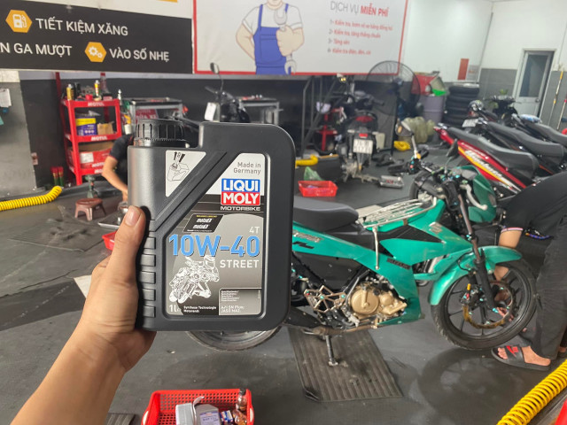 Dung tích nhớt xe suzuki satria bao nhiêu nên thay loại nào tốt - 7