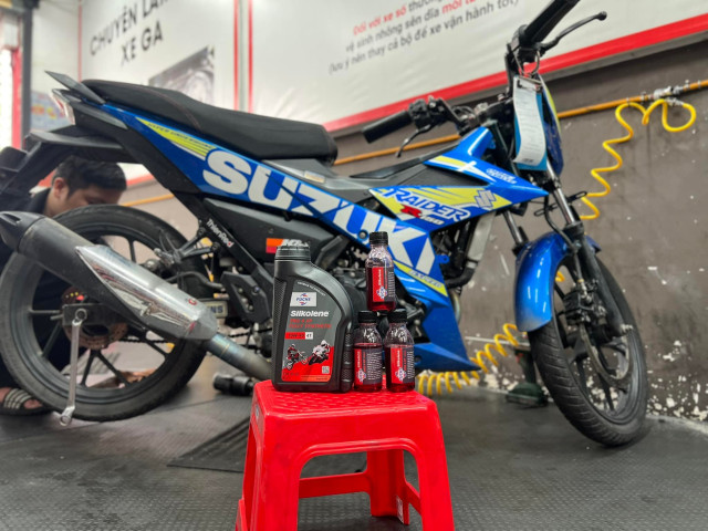 Dung tích nhớt xe suzuki raider bao nhiêu nên thay loại nào tốt - 10