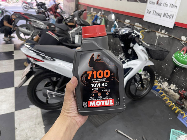 Dung tích nhớt xe honda cl500 bao nhiêu lít nên thay loại nào tốt - 3