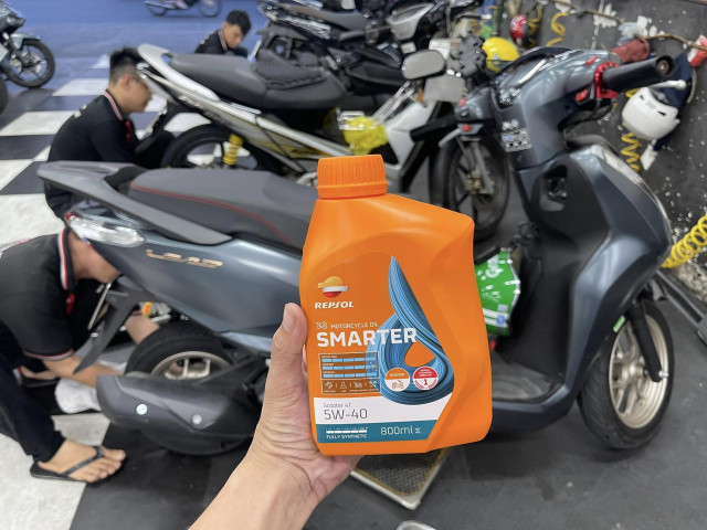 Dung tích nhớt xe vespa sprint tech bao nhiêu nên thay loại nào tốt - 5