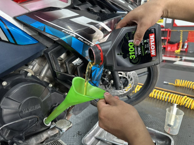 Motul 3100 gold 4t 10w40 1l - 3