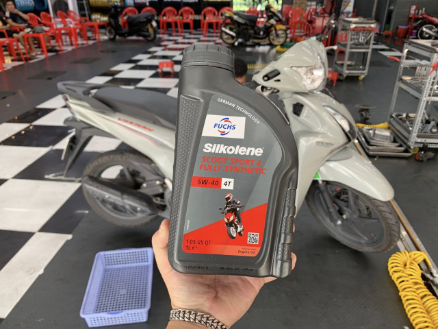 Fuchs silkolene scoot sport 4 5w40 - 1