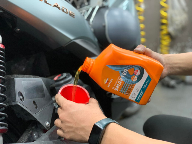 Dầu nhớt tốt cho xe vespa lx giá bao nhiêu - 3