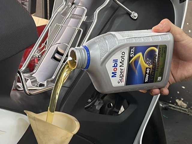 Mobil super moto 10w40 800ml - 3