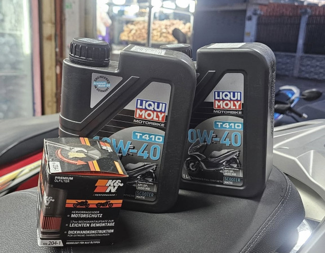 Lambretta x300 thay nhớt liqui moly t410 scooter 10w40 có tốt không - 2