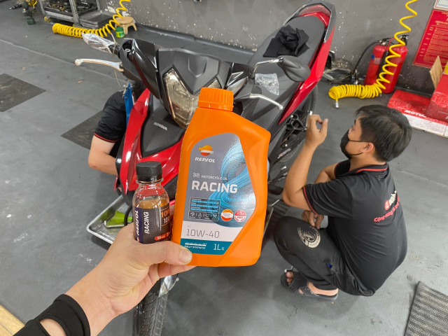 Winner r xài loại nhớt nào tốt và thời gian thay nhớt ra sao - 5