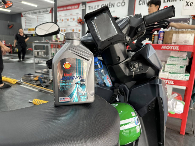 Dung tích nhớt xe yamaha xmax 300 bao nhiêu lít - 4