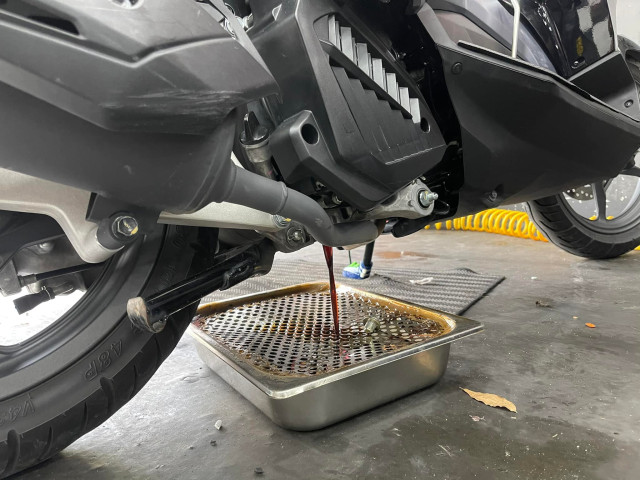 Sau tết xe tay ga airblade có cần thay dầu nhớt không - 2