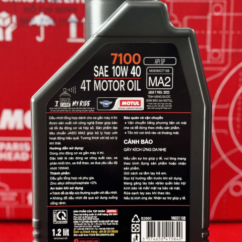 Nhớt Motul 7100 10W40 1L2