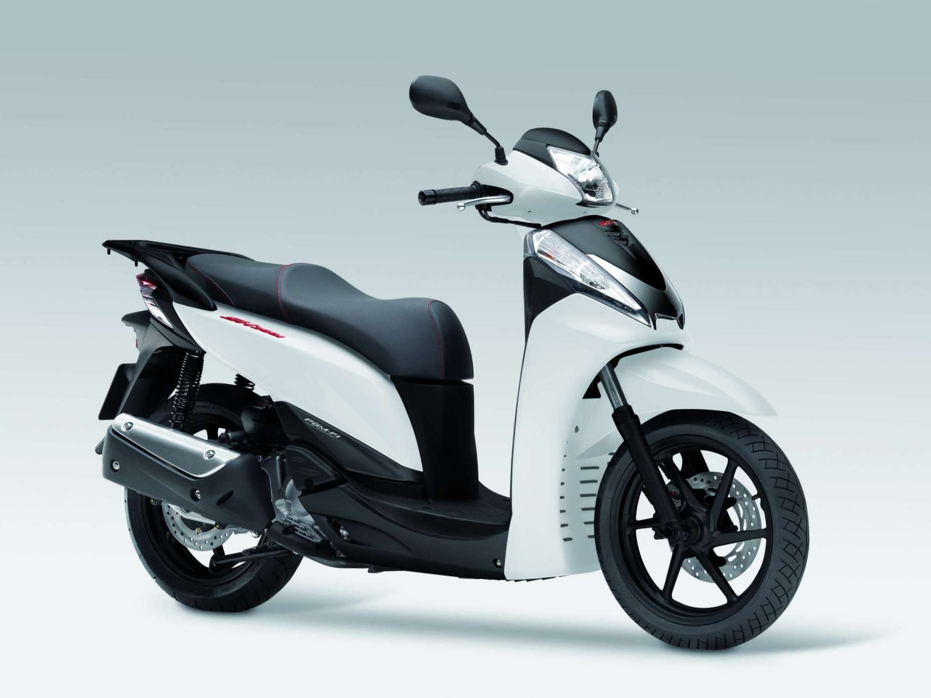 Honda SH 300i phiên bản Total Black Edition giá hơn 300 triệu tại VN  Xe  máy